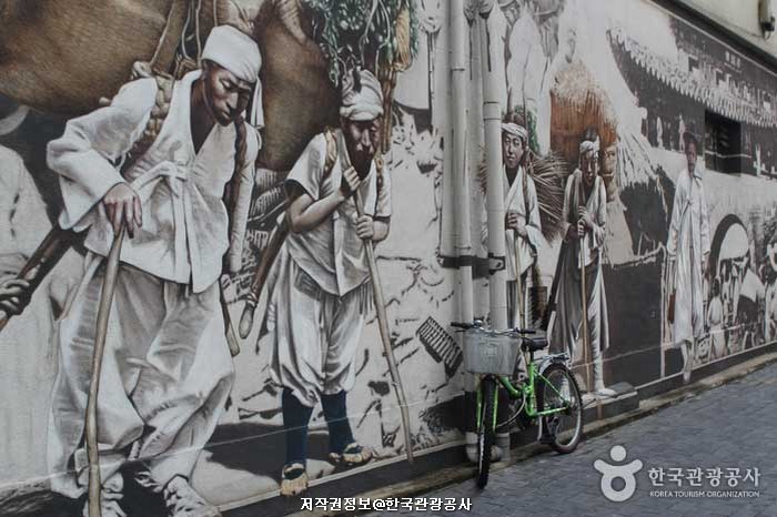 경상 12 (도시발전과 역사)